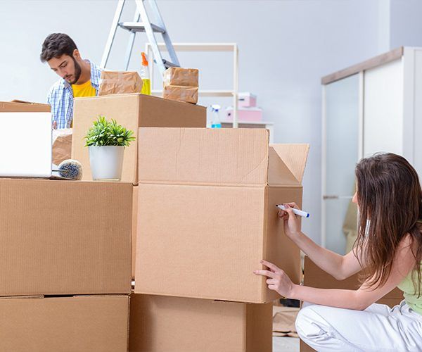 Hiring Movers This Season